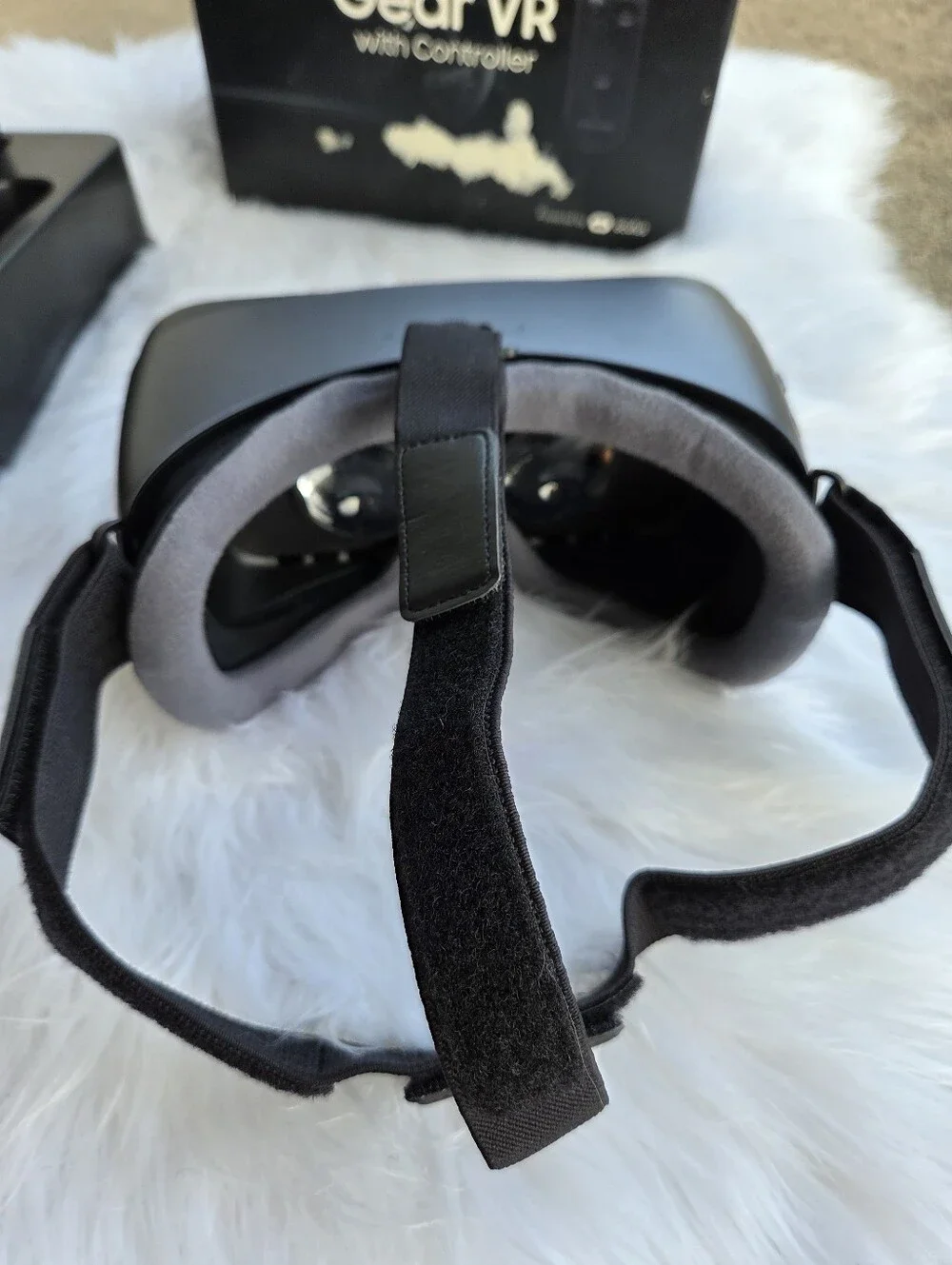 Samsung - Gear VR With Controller - Oculus 2017